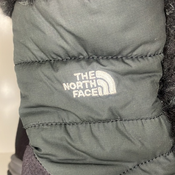 North Face Nuptse Fur Winter Snow Boot Girls Size 4 - Picture 6 of 8